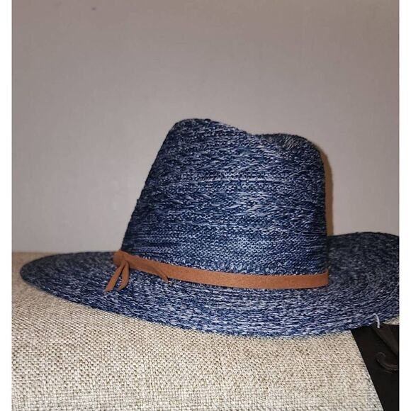 Marcus Adler Packable Panama Hat - Picture 4 of 6